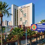 Ibis Budget De Iracema