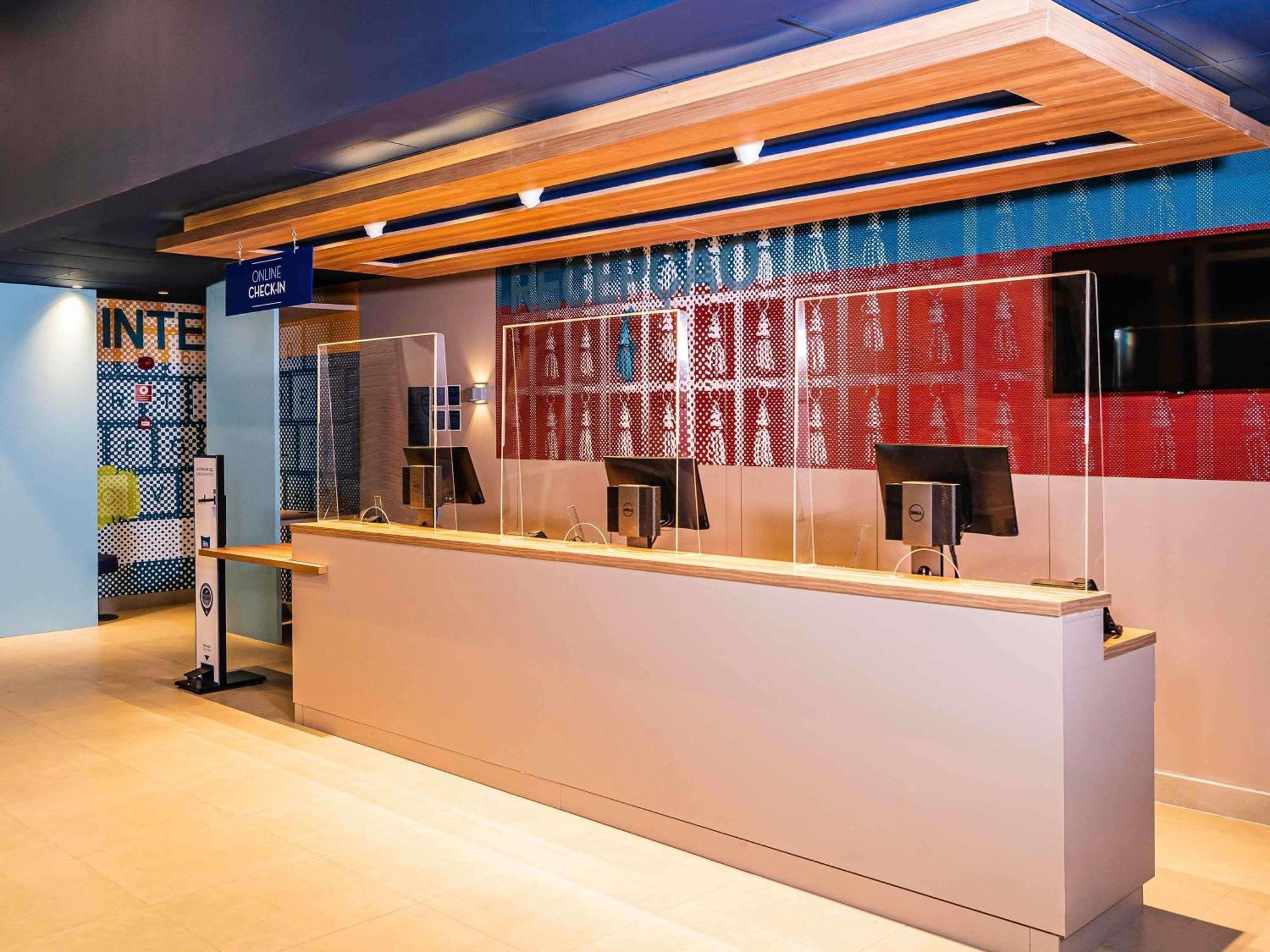 Ibis Budget De Iracema